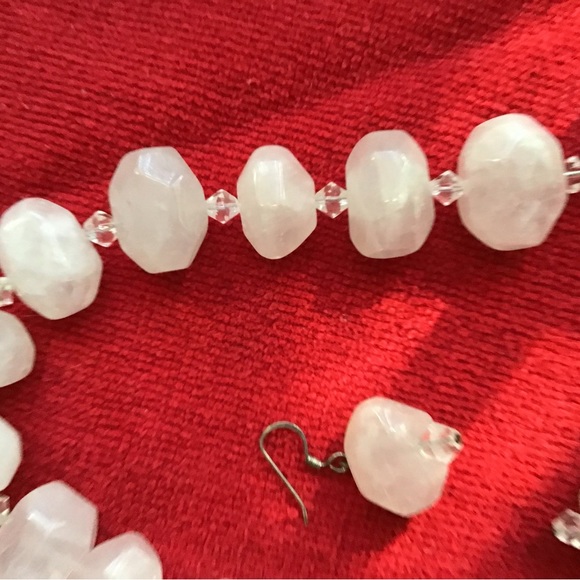 Set of Necklace & earrings - Picture 5 of 5